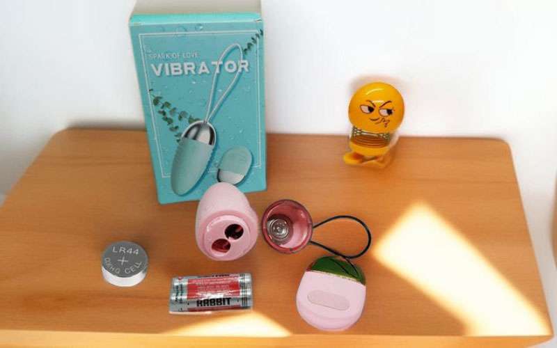 Bộ sản phẩm trứng rung tình yêu Vibrator